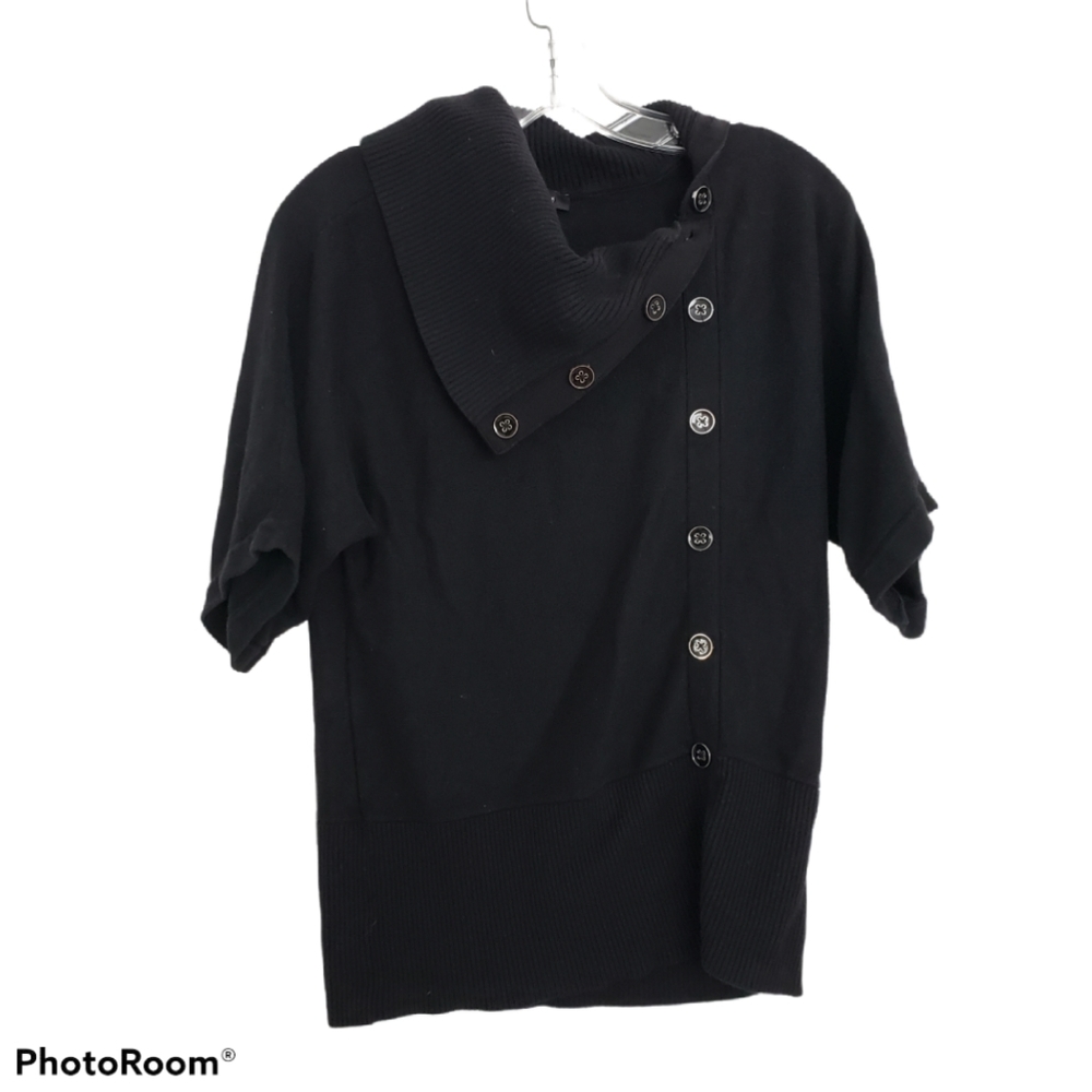 White House Black Market Short Sleeve Sweater
